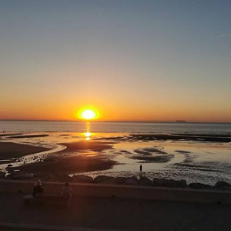 Gite De La Digue 维桑 外观 照片